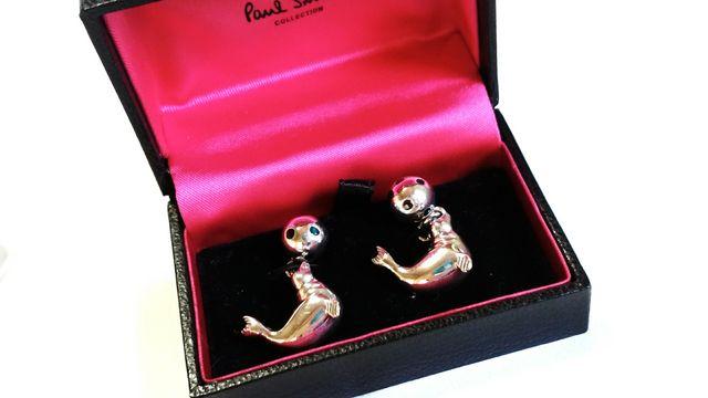 正規美品 入手困難 Paul Smith ポールスミス コレクション オットセイカフス シルバー 付属有 カフリンクス < ブランド  正規美品 入手困難 Paul Smith ポールスミス コレクション オットセイカフス シルバー 付属有 カフリンクス < ブランドの