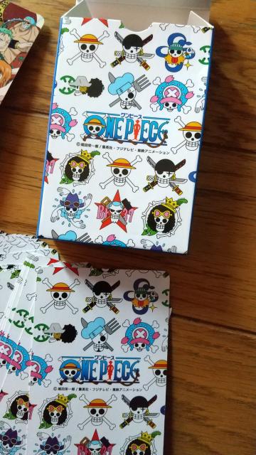 サントリー景品!非売品!新品!ワンピース麦わらの一族トランプ!2個セット! < ホビー  サントリー景品!非売品!新品!ワンピース麦わらの一族トランプ!2個セット! < ホビーの