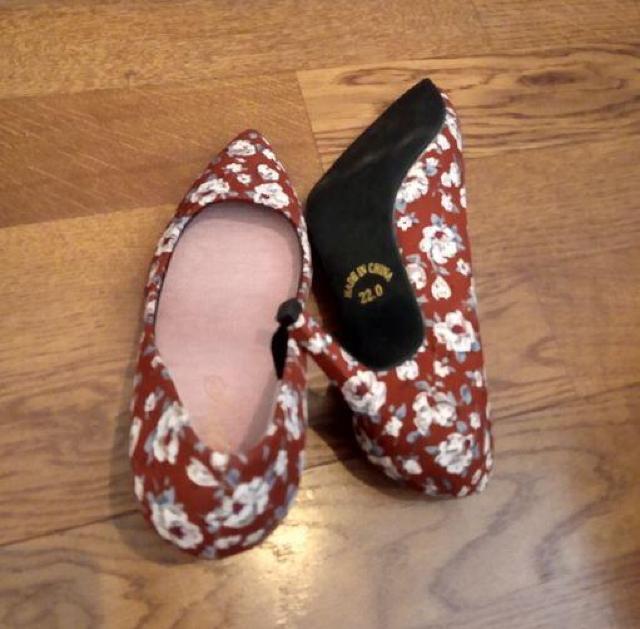 Sesto セスト◆レッド 花柄 シューズ ポインテッドトゥ パンプス 靴 22p < 女性ファッション  Sesto セスト◆レッド 花柄 シューズ ポインテッドトゥ パンプス 靴 22p < 女性ファッションの