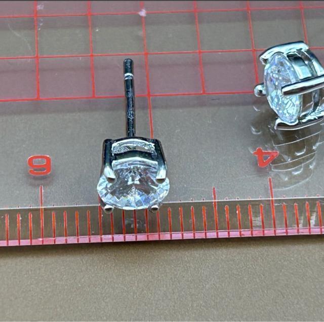 Pt900 両耳用 片耳0.5ct AAA級cubic zirconia Wキャッチ ピアス < 女性アクセサリー/時計 Pt900 両耳用 片耳0.5ct AAA級cubic zirconia Wキャッチ ピアス < 女性アクセサリー/時計の