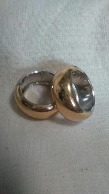 エイボン AVON ヴィンテージ イヤリング 中古品 < 女性アクセサリー/時計 エイボン AVON ヴィンテージ イヤリング 中古品 < 女性アクセサリー/時計の