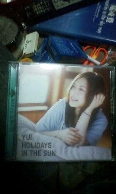 YUICD「HOLIDAYS IN THE SUN」初回限定版 < タレントグッズ  YUICD「HOLIDAYS IN THE SUN」初回限定版  < タレントグッズの