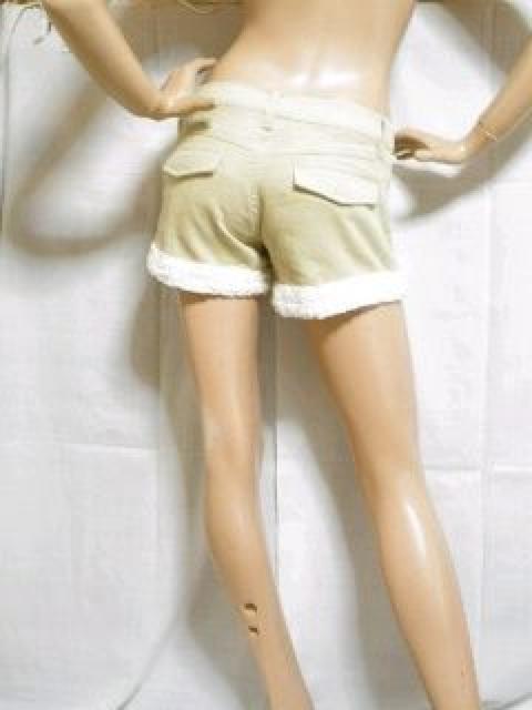 可愛い♪もこもこボア付 バックフラポケ コーデュロイ ショーパン < 女性ファッション 可愛い♪もこもこボア付 バックフラポケ コーデュロイ ショーパン < 女性ファッションの