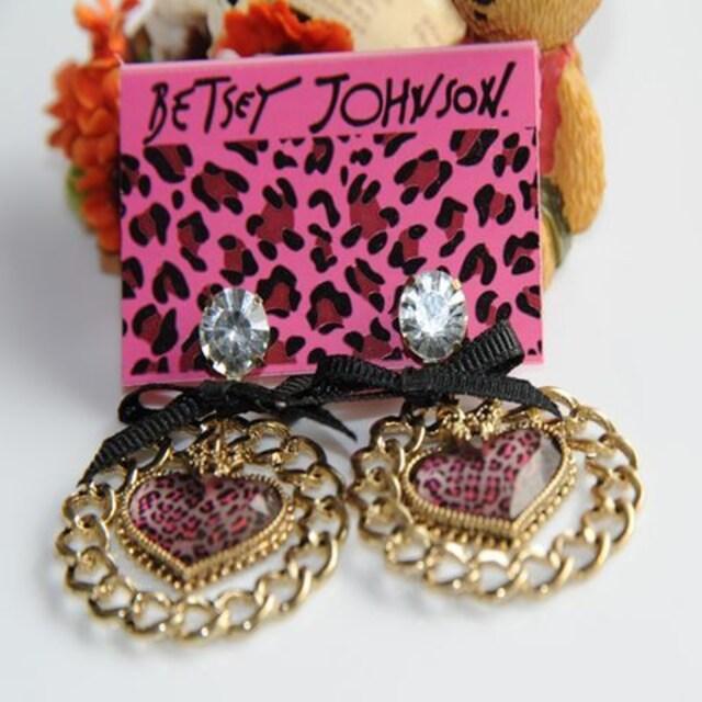 新品 ゴスロリ小悪魔姫系 豹柄ハートピアス BETSEY JOHNSON < 女性アクセサリー/時計  新品 ゴスロリ小悪魔姫系 豹柄ハートピアス BETSEY JOHNSON < 女性アクセサリー/時計の