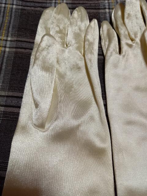 S クリーム色の手袋 < 女性ファッション  S クリーム色の手袋 < 女性ファッションの