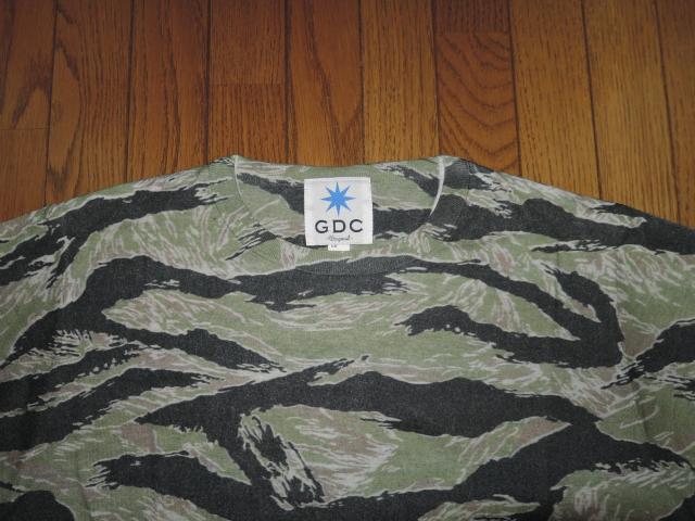 新品 GDC ジーディーシー Tシャツ L 迷彩柄 カットソー カモフラージュ柄 グラデーション クルーネック Tee < ブランド 新品 GDC ジーディーシー Tシャツ L 迷彩柄 カットソー カモフラージュ柄 グラデーション クルーネック Tee < ブランドの