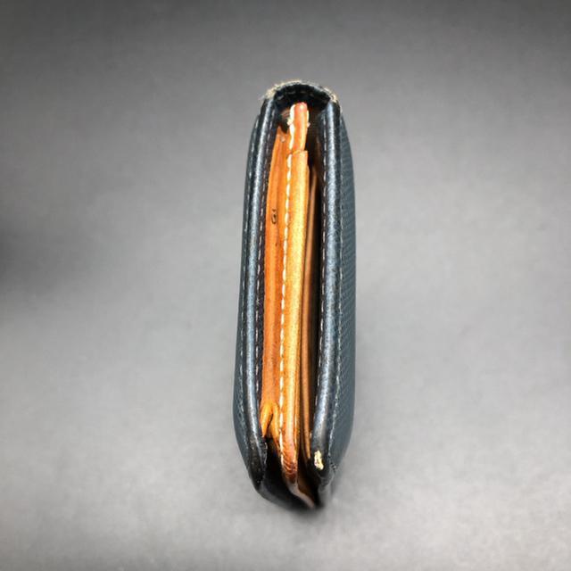  Genuine Leather h J[hP[X  jt@bV 