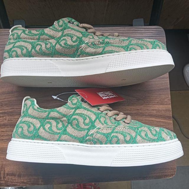 新品 26cm メンズ スニーカー ベージュ シューズ 靴 42 男女兼用 < 男性ファッション  新品 26cm メンズ スニーカー ベージュ シューズ 靴 42 男女兼用 < 男性ファッションの