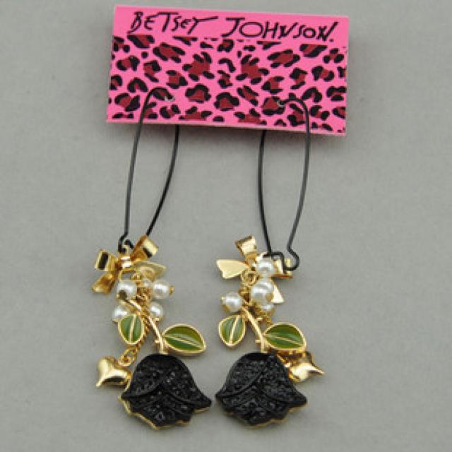 Vi SXPnAeB[NKNsAXBETSEY JOHNSON  ANZT[/v 