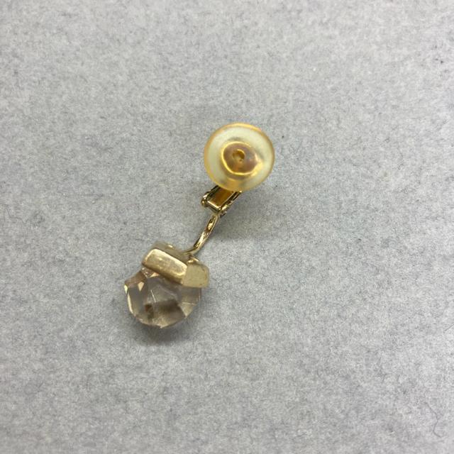 即決 SWAROVSKI スワロフスキー イヤリング 片耳のみ < ブランド  即決 SWAROVSKI スワロフスキー イヤリング 片耳のみ < ブランドの