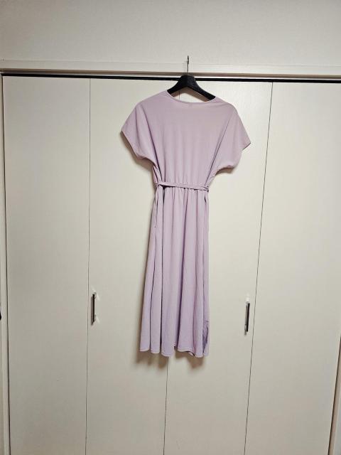 UNIQLO クレープジャージーカシュクールワンピース L 薄紫 < ブランド  UNIQLO クレープジャージーカシュクールワンピース L 薄紫 < ブランドの