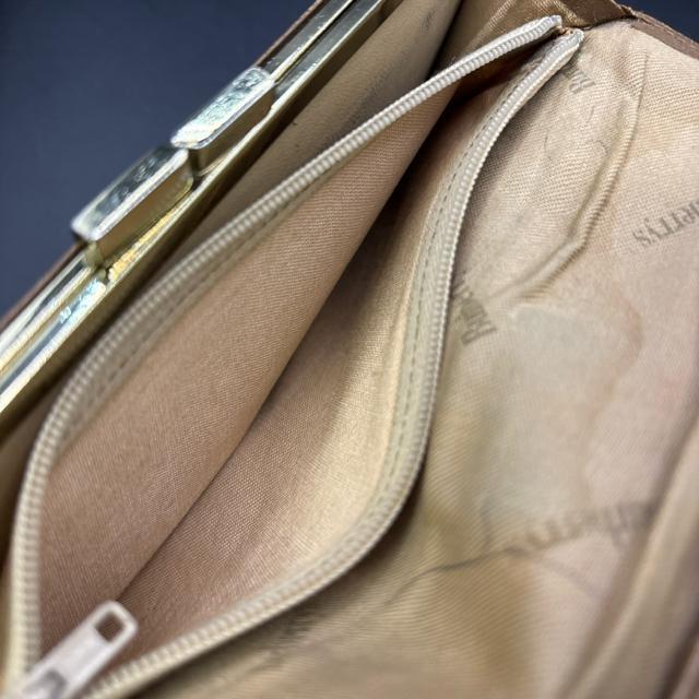  Burberrys o[o[ z  uh 