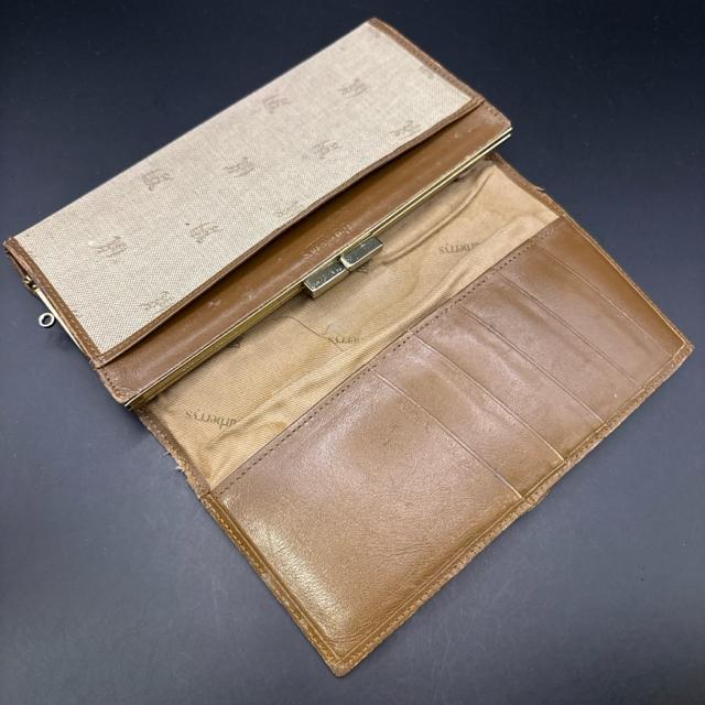  Burberrys o[o[ z  uh 