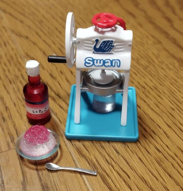 池永鉄工株式会社 Swan印氷削機 明治屋シロップいちご かき氷 ミニチュア < ホビー  池永鉄工株式会社 Swan印氷削機 明治屋シロップいちご かき氷 ミニチュア < ホビーの