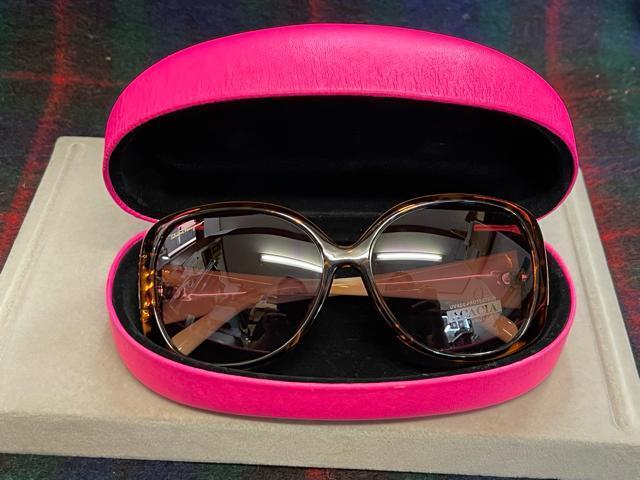Salvatore Ferragamo サングラス フェラガモ  べっ甲柄 サングラス ケース付き < ブランド  Salvatore Ferragamo サングラス フェラガモ  べっ甲柄 サングラス ケース付き < ブランドの