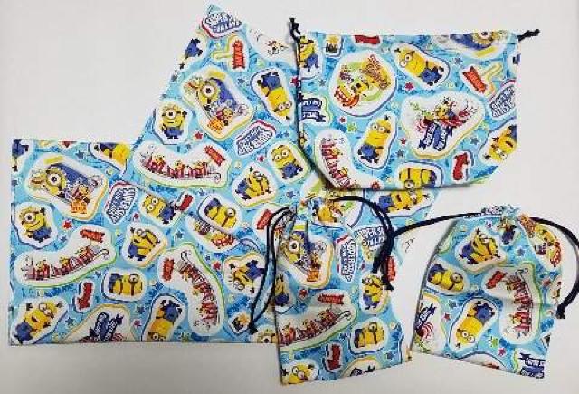 51【本日限定】◆ ミニオン 5点set ランチョンマット 弁当入れ巾着(*^O^*)ハンドメイド < キッズ/ベビー  51【本日限定】◆ ミニオン 5点set ランチョンマット 弁当入れ巾着(*^O^*)ハンドメイド  < キッズ/ベビーの