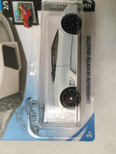 zbgEB[E{M[jBg [hX^[B  zr[ 