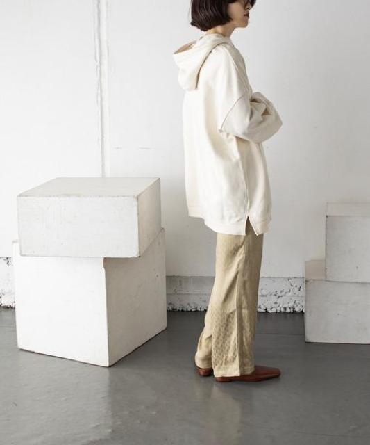 …balloonスリーブパーカー…新品 ivory < 女性ファッション …balloonスリーブパーカー…新品 ivory < 女性ファッションの