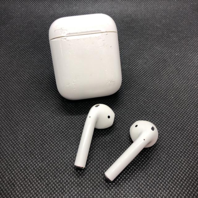 即決 純正品 Apple アップル AirPods エアーポッズ 第二世代 < 家電/AV  即決 純正品 Apple アップル AirPods エアーポッズ 第二世代  < 家電/AVの