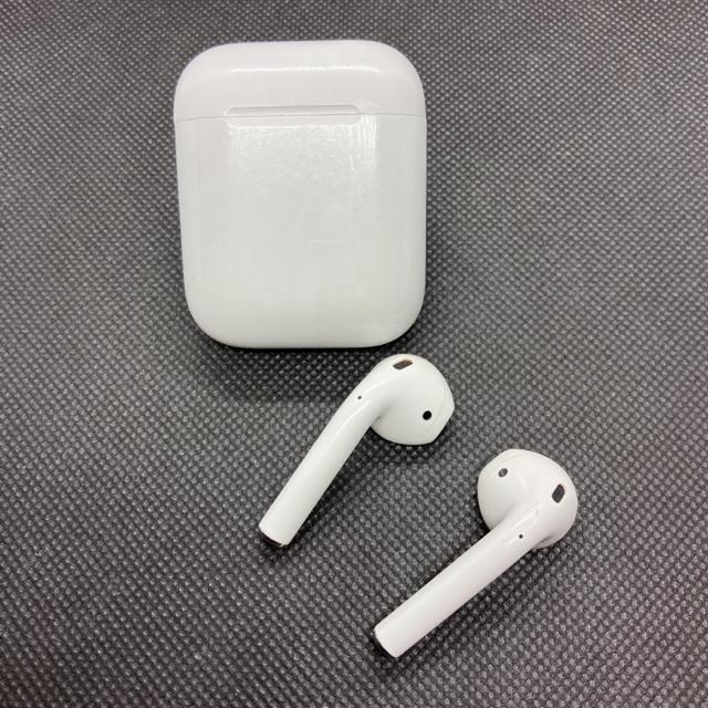 即決 Apple アップル AirPods エアーポッズ 第二世代 < 家電/AV  即決 Apple アップル AirPods エアーポッズ 第二世代  < 家電/AVの