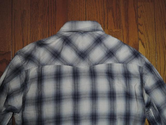 NEIGHBORHOOD ネイバーフッド RAWHIDE ウエスタン チェックシャツ S 薄手 長袖シャツ コンチョボタン < ブランド  NEIGHBORHOOD ネイバーフッド RAWHIDE ウエスタン チェックシャツ S 薄手 長袖シャツ コンチョボタン < ブランドの