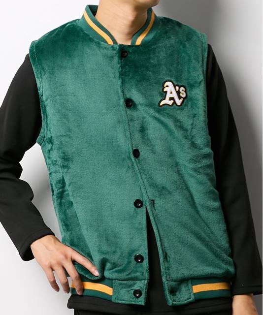 3Lサイズ!高貴紳士的!MLB!裏ボア!ミンクフリース!暖か!ベスト!(アスレチックス)グリーン系色合い!新品! < 男性ファッション  3Lサイズ!高貴紳士的!MLB!裏ボア!ミンクフリース!暖か!ベスト!(アスレチックス)グリーン系色合い!新品! < 男性ファッションの