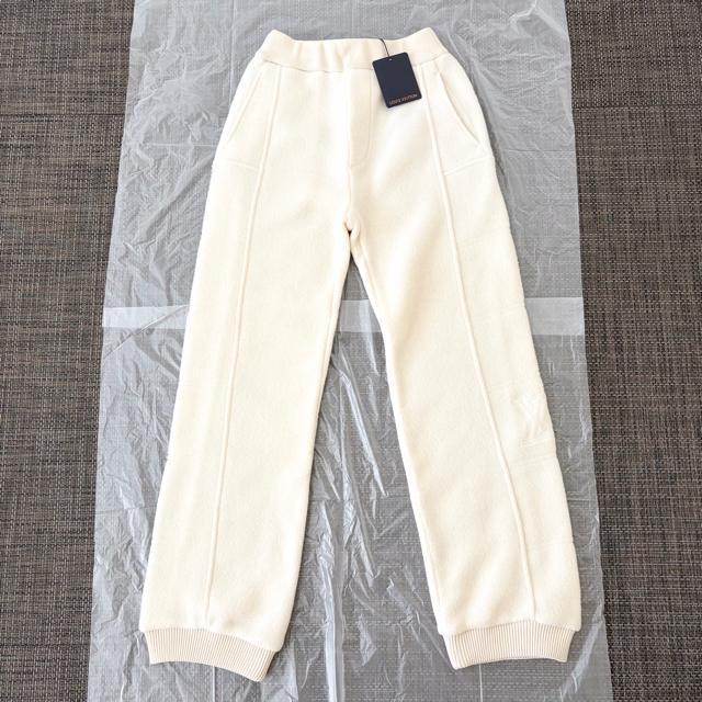 【未使用】ルイヴィトン キルテッドテクスチャーウールパンツ 平野紫耀さん着用 < ブランド 【未使用】ルイヴィトン キルテッドテクスチャーウールパンツ 平野紫耀さん着用 < ブランドの