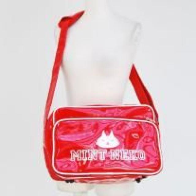 MINTNeko・カレッジ風ロゴプリントエナメルスクールバッグ*赤 < ブランド MINTNeko・カレッジ風ロゴプリントエナメルスクールバッグ*赤 < ブランドの