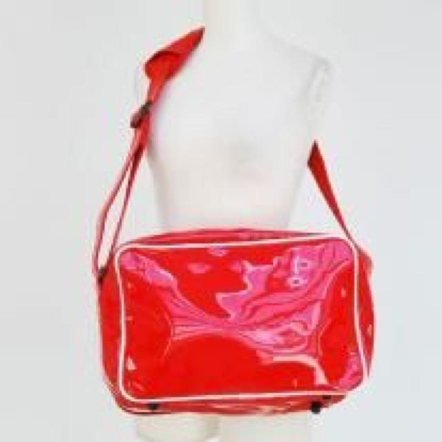 MINTNeko・カレッジ風ロゴプリントエナメルスクールバッグ*赤 < ブランド MINTNeko・カレッジ風ロゴプリントエナメルスクールバッグ*赤 < ブランドの