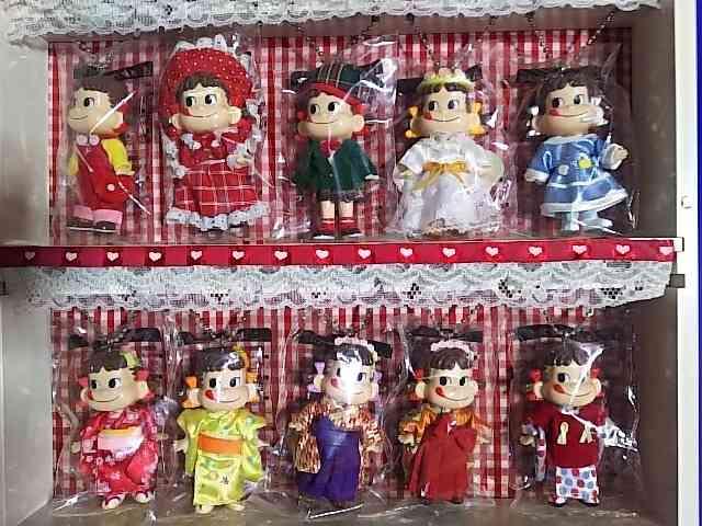 アイドルペコちゃん '05 全10種 コレクションケース 新品同様 < アニメ/コミック/キャラクター アイドルペコちゃん '05 全10種 コレクションケース 新品同様 < アニメ/コミック/キャラクターの