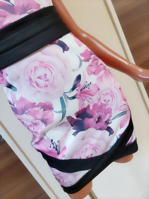 未使用品★dazzy★ピンク×ホワイト花柄ストーンワンピ★M < 女性ファッション  未使用品★dazzy★ピンク×ホワイト花柄ストーンワンピ★M < 女性ファッションの