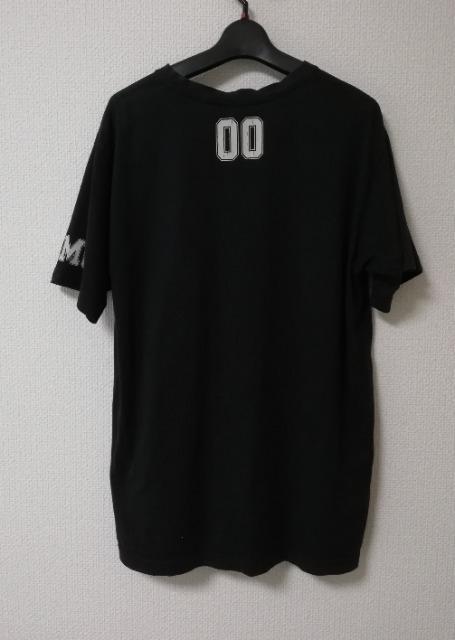ユニクロ 半袖Tシャツ SMUのログあり ブラック L メンズ < 男性ファッション  ユニクロ 半袖Tシャツ SMUのログあり ブラック L メンズ < 男性ファッションの