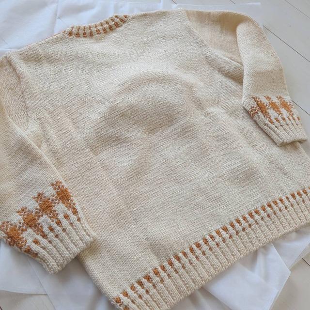 ワンダフルワールド/カネコイサオ/KANEKO ISAO/97年秋冬カタログ掲載/ウール籠チェリーモチーフ付セーター チェリー籠 < ブランド ワンダフルワールド/カネコイサオ/KANEKO ISAO/97年秋冬カタログ掲載/ウール籠チェリーモチーフ付セーター チェリー籠 < ブランドの