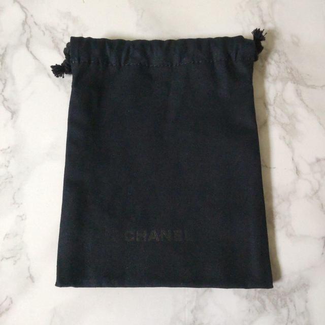 【正規品】【数量限定】CHANELチャーム(コメット)ミニ巾着付き! < ブランド  【正規品】【数量限定】CHANELチャーム(コメット)ミニ巾着付き! < ブランドの
