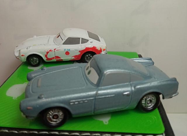 トミカディズニーカーズ2台 < ホビー トミカディズニーカーズ2台 < ホビーの