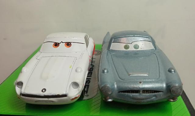 トミカディズニーカーズ2台 < ホビー トミカディズニーカーズ2台 < ホビーの