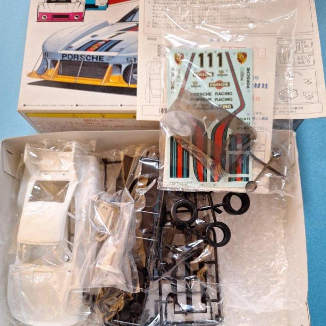 1/24ポルシェ935-77モーターライズ【純正モーター付き】 < ホビー  1/24ポルシェ935-77モーターライズ【純正モーター付き】 < ホビーの
