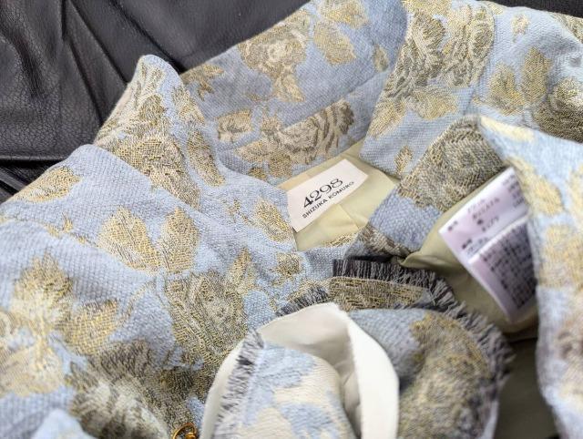 4298SHIZUKA KOMURO/コムロシズカ/シズカコムロ/シヅカコムロ/コムロシヅカ/花柄ジャケット/コート/コサージュ付 < ブランド 4298SHIZUKA KOMURO/コムロシズカ/シズカコムロ/シヅカコムロ/コムロシヅカ/花柄ジャケット/コート/コサージュ付 < ブランドの