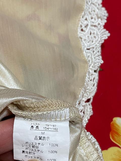 ファビュラス☆上品☆ベージュレーストップス☆ < 女性ファッション  ファビュラス☆上品☆ベージュレーストップス☆ < 女性ファッションの