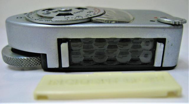 i hCc AeB[N CJ Iov Leica-METER MC  Ɠd/AV 