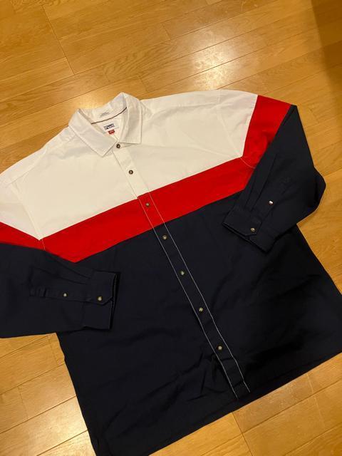 TOMMYJEANS トリコロール 長袖厚手シャツ 大きいsizeXXL→XL  トミーヒルフィガー < ブランド  TOMMYJEANS トリコロール 長袖厚手シャツ 大きいsizeXXL→XL  トミーヒルフィガー < ブランドの
