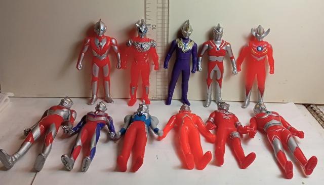 ウルトラシリーズ11体バンダイソフビ人形 < ホビー  ウルトラシリーズ11体バンダイソフビ人形  < ホビーの
