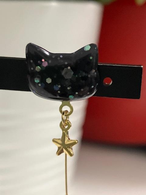 ハンドメイド レジン ねこのピアス < 女性ファッション  ハンドメイド レジン ねこのピアス < 女性ファッションの