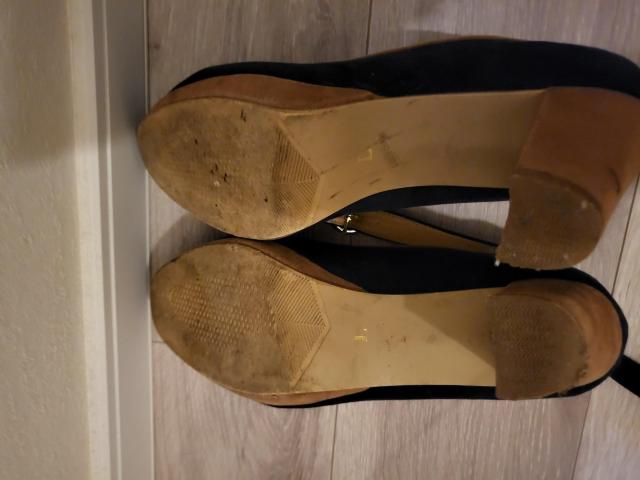 オリーデオリーブのパンプス < 女性ファッション  オリーデオリーブのパンプス < 女性ファッションの