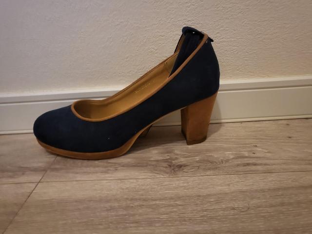 オリーデオリーブのパンプス < 女性ファッション  オリーデオリーブのパンプス < 女性ファッションの