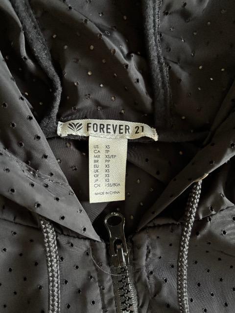 Forever21 X|[cEFA  t@bV 