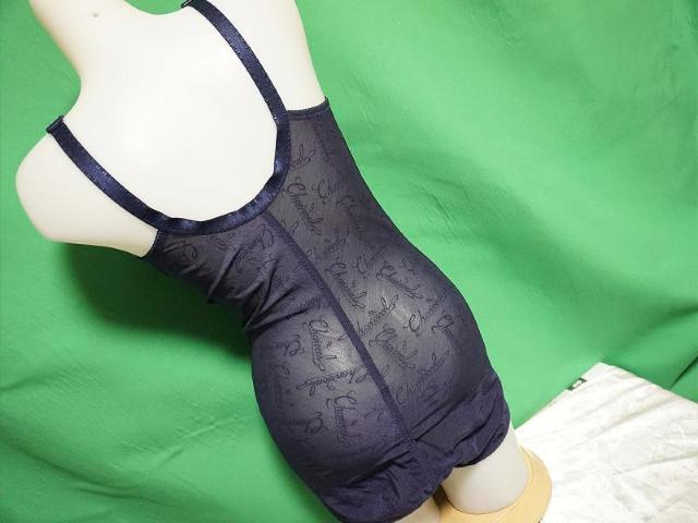 �V�����f�[���@�{�f�B�X�[�cC80���{���@�l�C�r�[ ���g�p �� �����t�@�b�V������ 