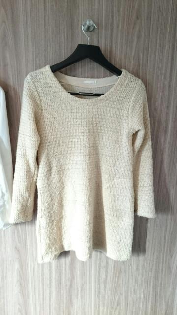 オフホワイト 金ラメ ミニワンピース チュニック ニット セーター 毛玉有り 使用感有り < 女性ファッション  オフホワイト 金ラメ ミニワンピース チュニック ニット セーター 毛玉有り 使用感有り < 女性ファッションの