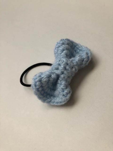 ハンドメイド ヘアゴム 丸っこいリボン♪ ウール ライトブルー < 女性ファッション  ハンドメイド ヘアゴム 丸っこいリボン♪ ウール ライトブルー < 女性ファッションの