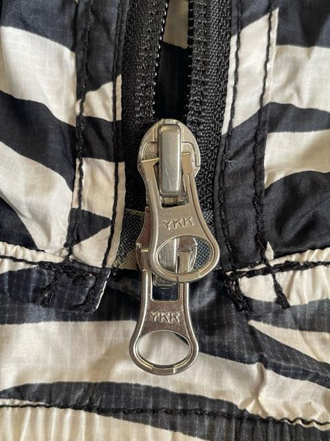 NORTH FACE PURPLE LABEL ノースフェイス パープルレーベルNP2236N パーカー 白黒 ゼブラ サイズ M < ブランド  NORTH FACE PURPLE LABEL ノースフェイス パープルレーベルNP2236N パーカー 白黒 ゼブラ サイズ M < ブランドの